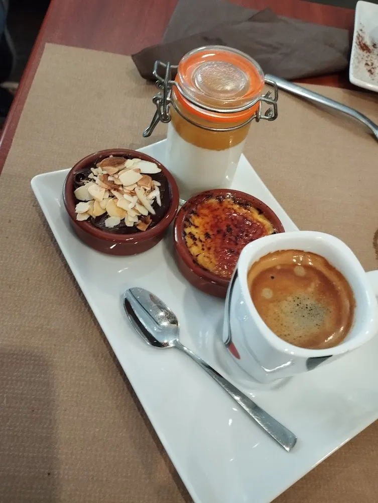 Café Gourmand